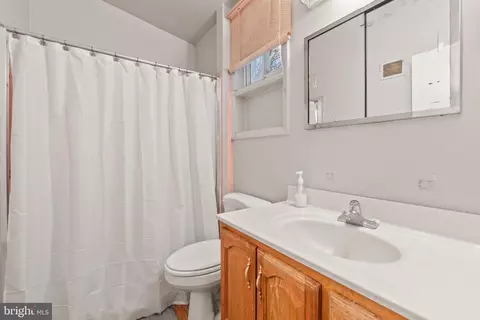 5819 Stuart Ave, Baltimore, MD 21215 photo 17