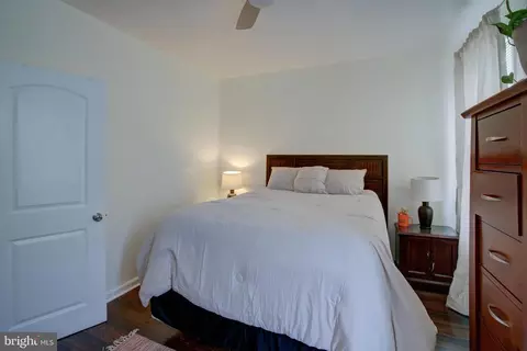 Bedroom - 2309 N Pulaski St, Baltimore, MD 21217 photo 1 of 7