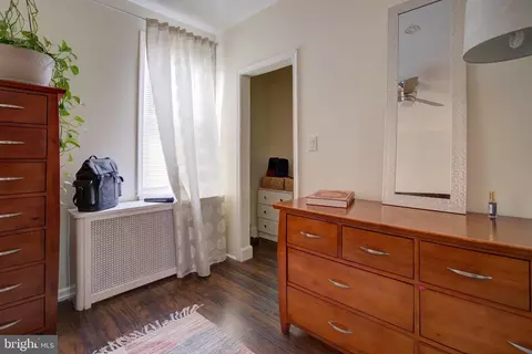 Bedroom - 2309 N Pulaski St, Baltimore, MD 21217 photo 2 of 7