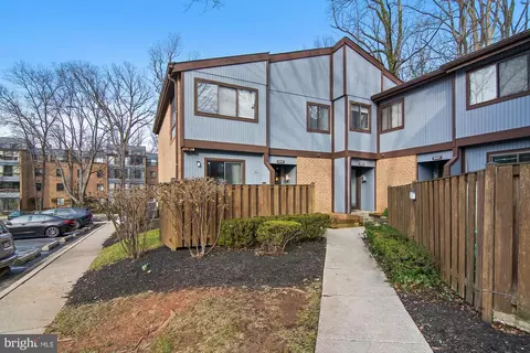 6355 Red Cedar Pl, Baltimore, MD 21209
