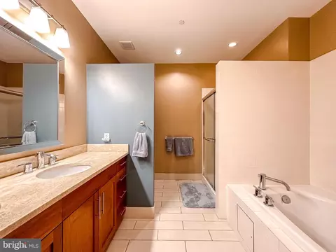 1200 Steuart St #717, Baltimore, MD 21230 photo 32