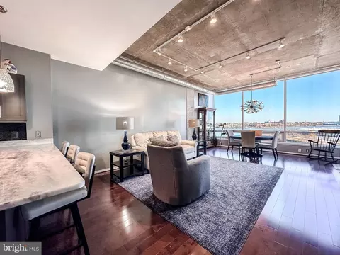 1200 Steuart St #717, Baltimore, MD 21230