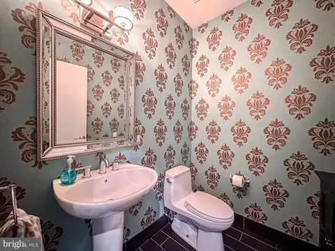 1200 Steuart St #717, Baltimore, MD 21230 photo 39