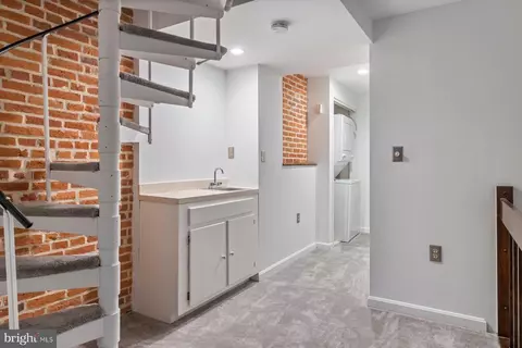 36 E Wheeling St, Baltimore, MD 21230 photo 13