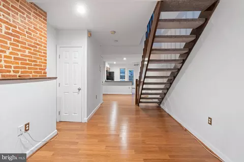 36 E Wheeling St, Baltimore, MD 21230 photo 3