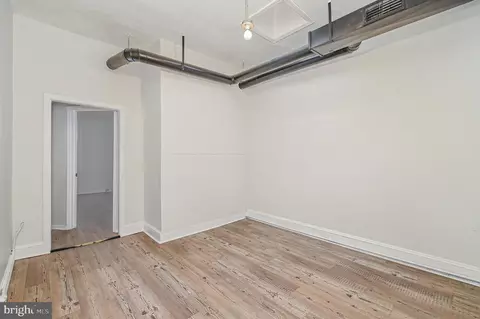 1916 Mcculloh St, Baltimore, MD 21217 photo 2