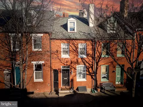 12 Henrietta St E, Baltimore, MD 21230