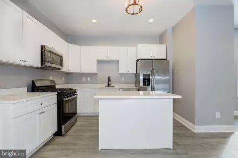 Kitchen - 504 E 42nd St, Baltimore, MD 21218 photo 2 of 4