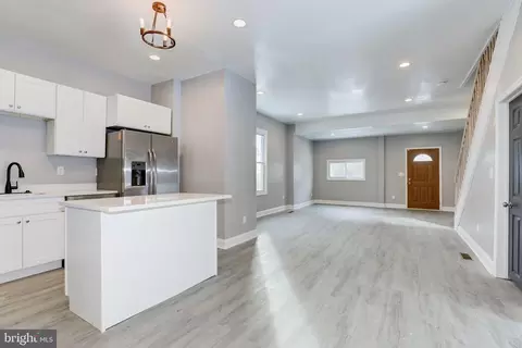Living - 504 E 42nd St, Baltimore, MD 21218 photo 2 of 2