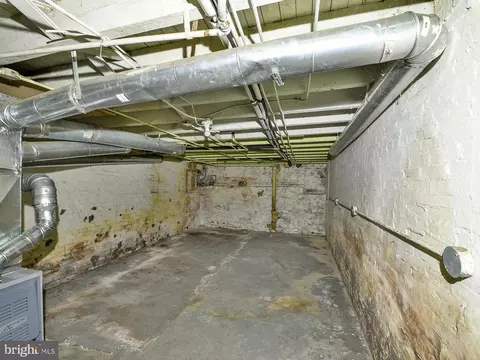 Exterior - 308 Calhoun St S, Baltimore, MD 21223 photo 6 of 6