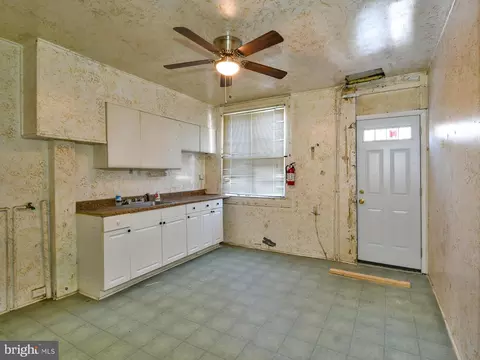 308 Calhoun St S, Baltimore, MD 21223