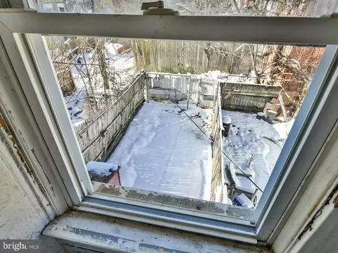 Exterior - 308 Calhoun St S, Baltimore, MD 21223 photo 4 of 6