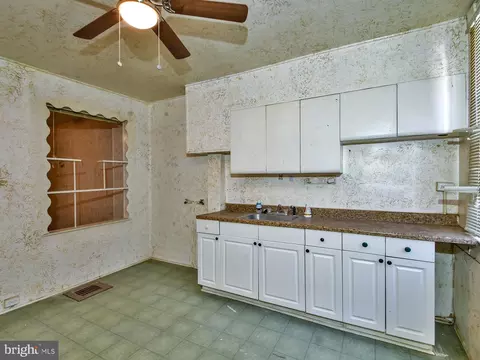 Kitchen - 308 Calhoun St S, Baltimore, MD 21223 photo 3 of 3