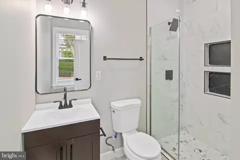 2556 Robb St, Baltimore, MD 21218 photo 15