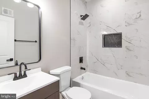 2556 Robb St, Baltimore, MD 21218 photo 12