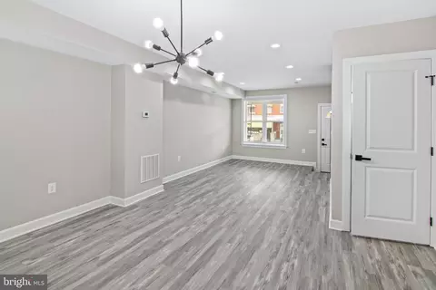 2556 Robb St, Baltimore, MD 21218 photo 8