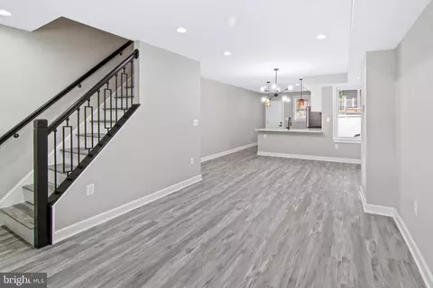 2556 Robb St, Baltimore, MD 21218 photo 3