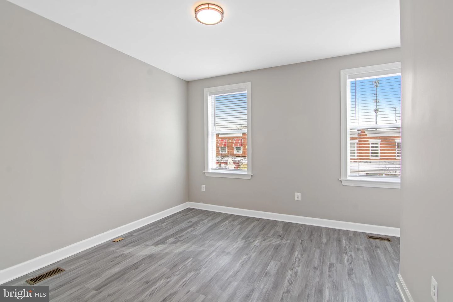 2556 Robb St, Baltimore, MD 21218 photo 10