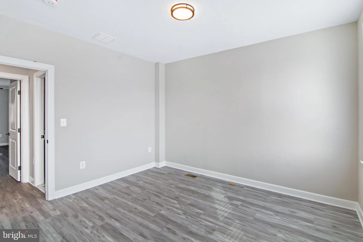 2556 Robb St, Baltimore, MD 21218 photo 11