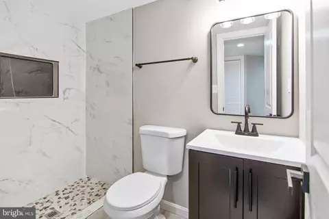 2556 Robb St, Baltimore, MD 21218 photo 21