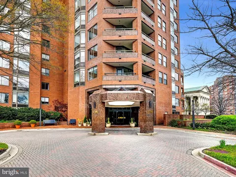 3704 N Charles St N #505, Baltimore, MD 21218