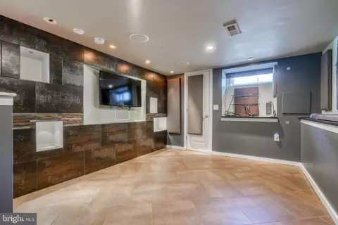 Other - 2 N Curley St, Baltimore, MD 21224 photo 15 of 20