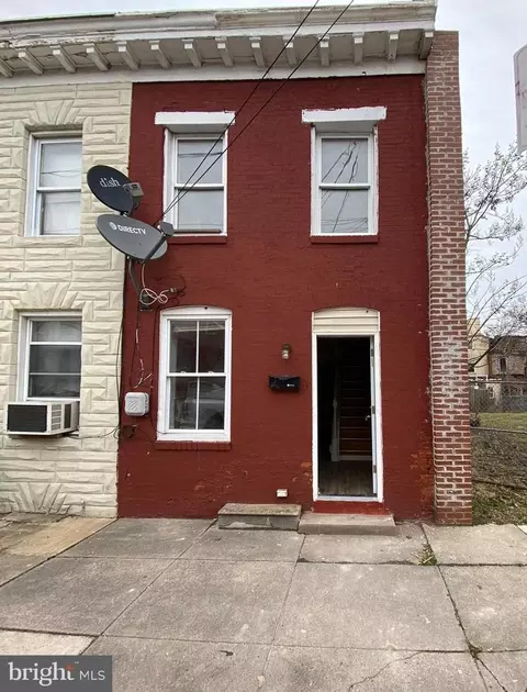 319 S Parrish St, Baltimore, MD 21223 photo 2
