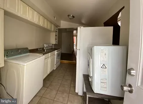 319 S Parrish St, Baltimore, MD 21223 photo 12