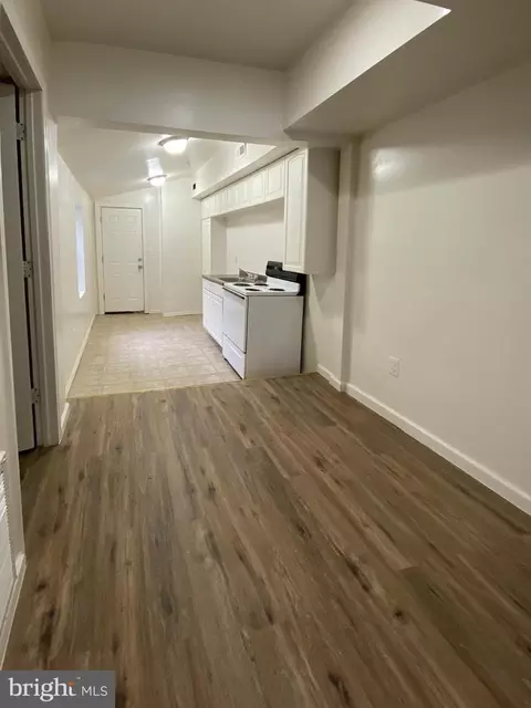 319 S Parrish St, Baltimore, MD 21223 photo 7