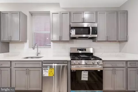 3010 Windsor Ave, Baltimore, MD 21216 photo 4
