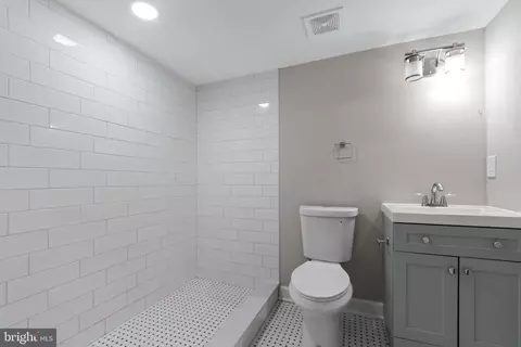 3010 Windsor Ave, Baltimore, MD 21216 photo 19