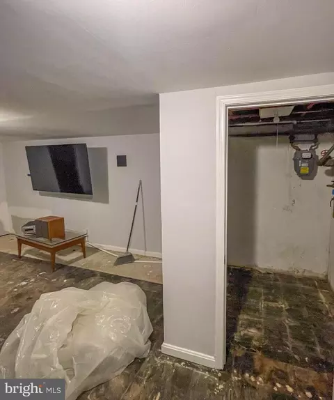 6000 Carter Ave, Baltimore, MD 21214 photo 34