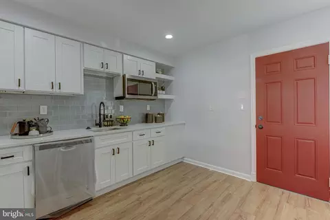 6000 Carter Ave, Baltimore, MD 21214 photo 16