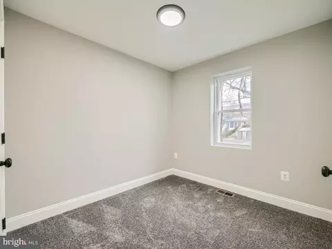 4413 Pen Lucy Rd, Baltimore, MD 21229 photo 8