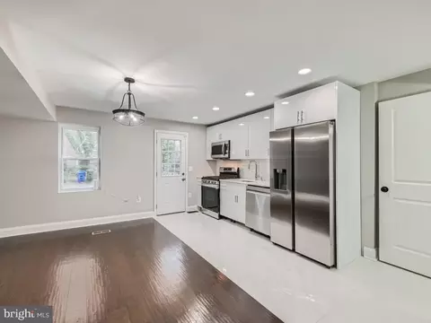 4413 Pen Lucy Rd, Baltimore, MD 21229 photo 4