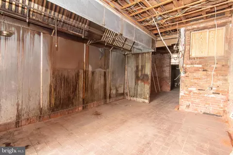 3225 Erdman Ave, Baltimore, MD 21213 photo 4