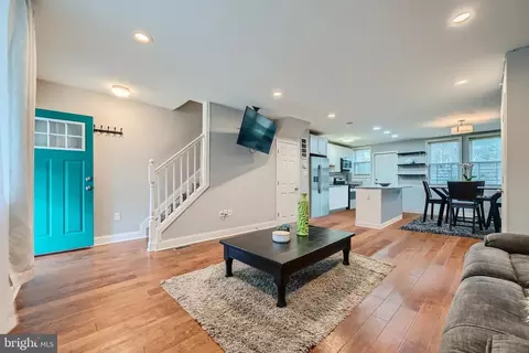 2812 Oakford Ave, Baltimore, MD 21215