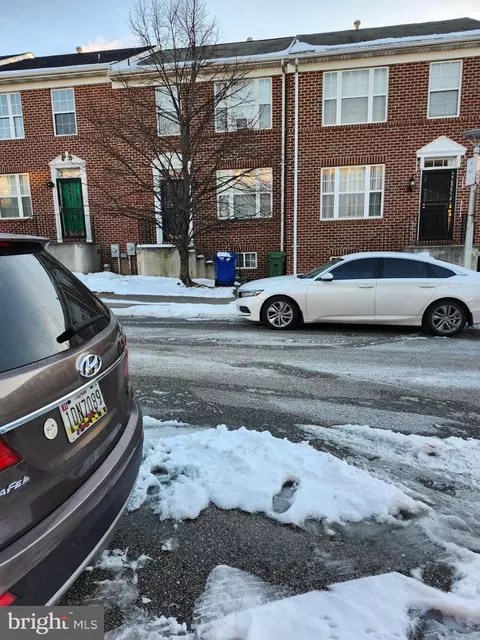 1117 N Woodyear St, Baltimore, MD 21217