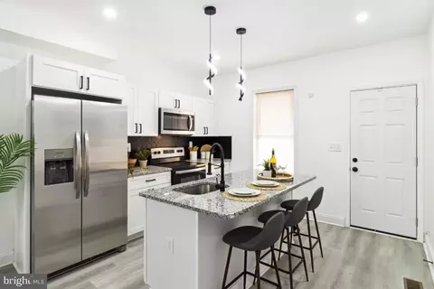 806 N Lakewood Ave, Baltimore, MD 21205