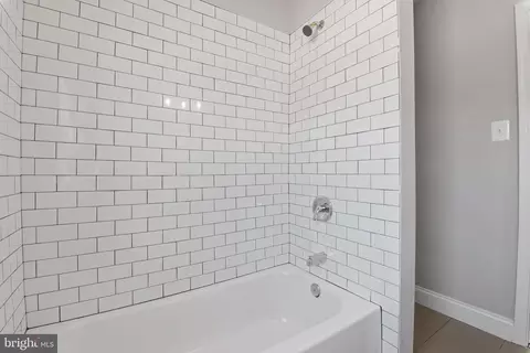 34 N Rosedale St, Baltimore, MD 21229 photo 11