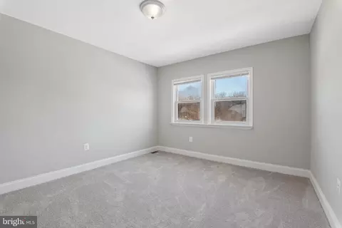 34 N Rosedale St, Baltimore, MD 21229 photo 14