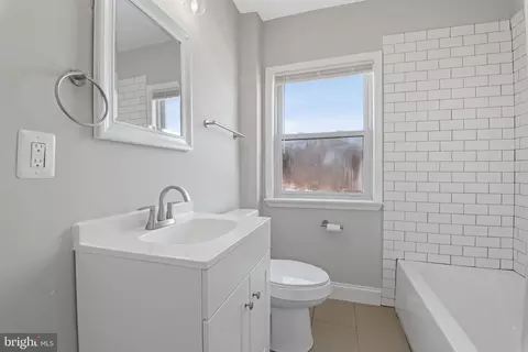 34 N Rosedale St, Baltimore, MD 21229 photo 12