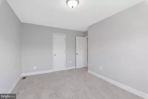 34 N Rosedale St, Baltimore, MD 21229 photo 7