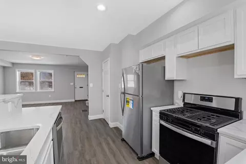 34 N Rosedale St, Baltimore, MD 21229 photo 16