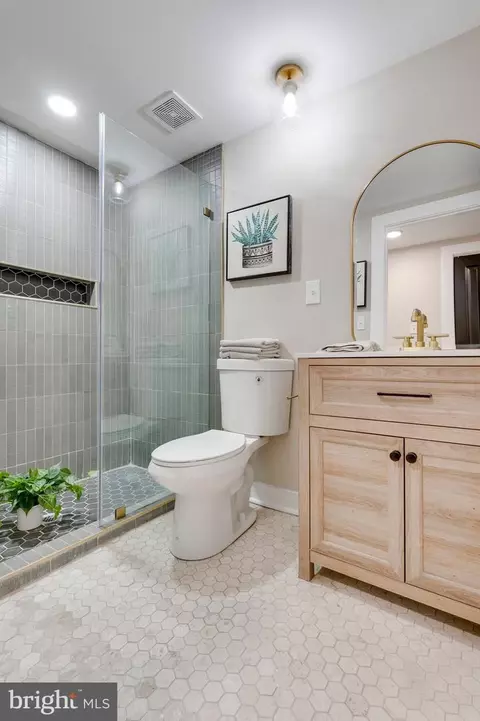 1619 N Spring St, Baltimore, MD 21213 photo 44