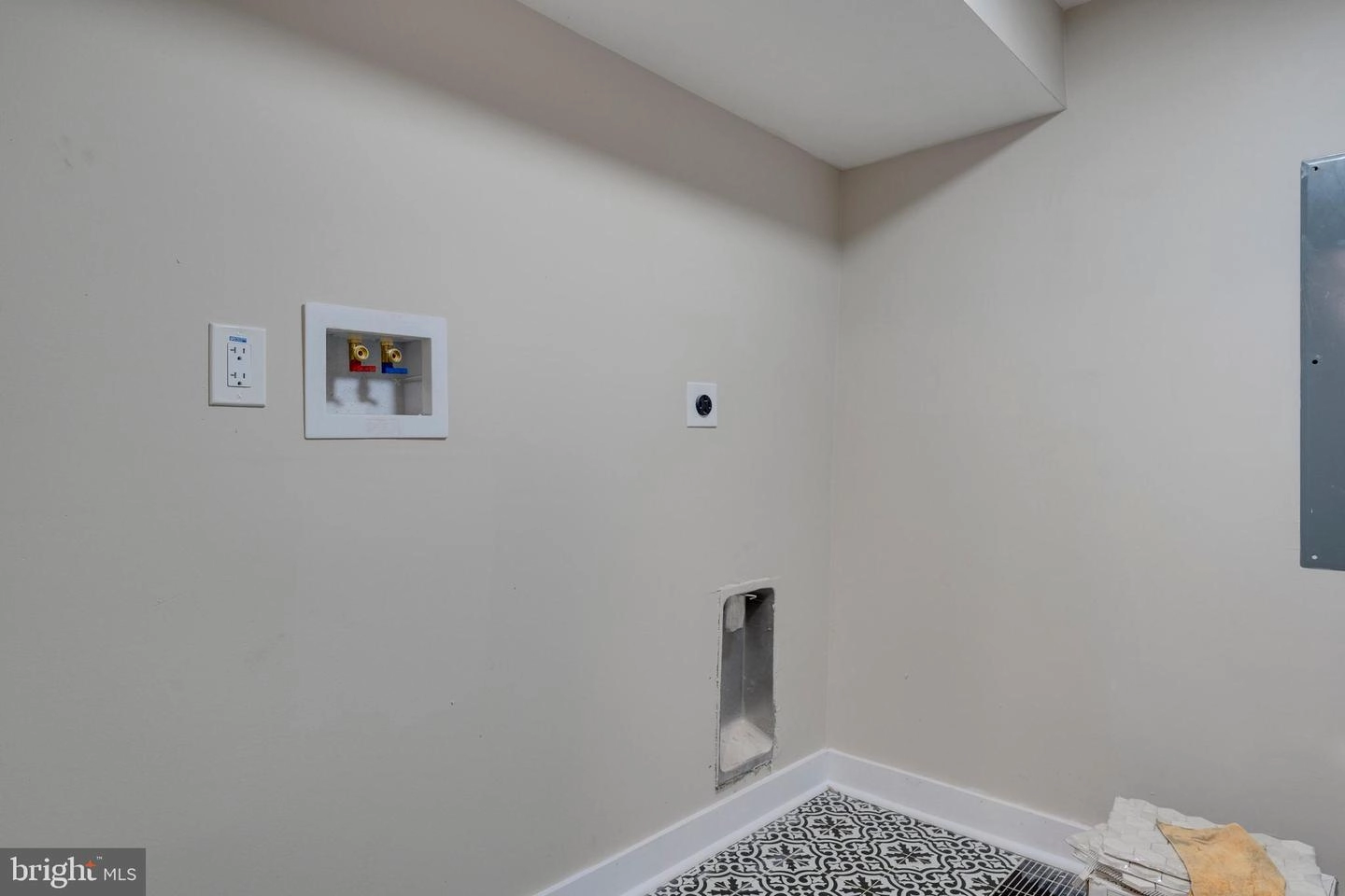 1619 N Spring St, Baltimore, MD 21213 photo 54