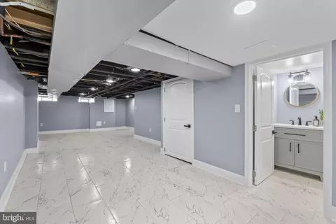 1030 N Broadway, Baltimore, MD 21205 photo 27