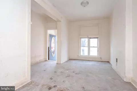 2407 E Preston St, Baltimore, MD 21213 photo 2