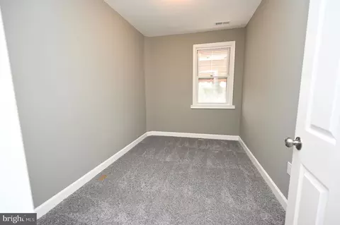 1018 Wicklow Rd, Baltimore, MD 21229 photo 22