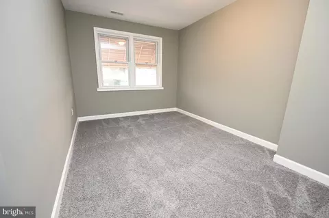 1018 Wicklow Rd, Baltimore, MD 21229 photo 24